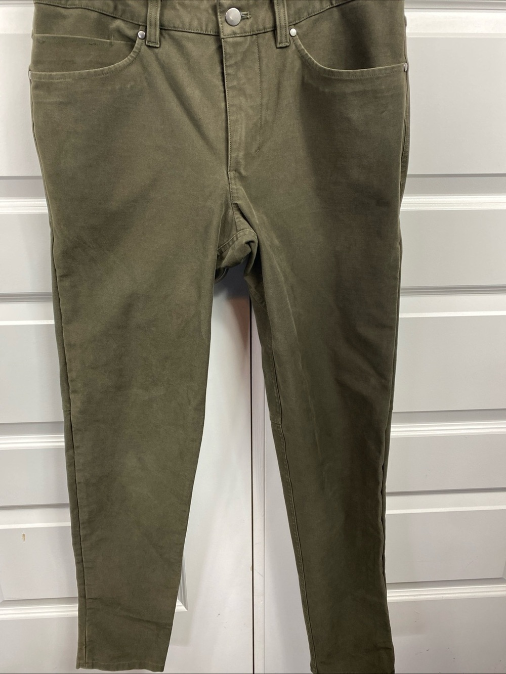 Lululemon ABC Slim-Fit 5 Pocket Pant Utilitech Jean Mens 31x32 Dark Olive Soft
